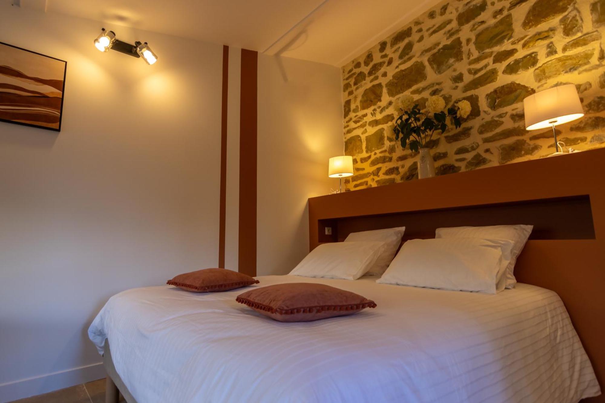 Bed and Breakfast Domaine De Chabanne à Crupies Extérieur photo